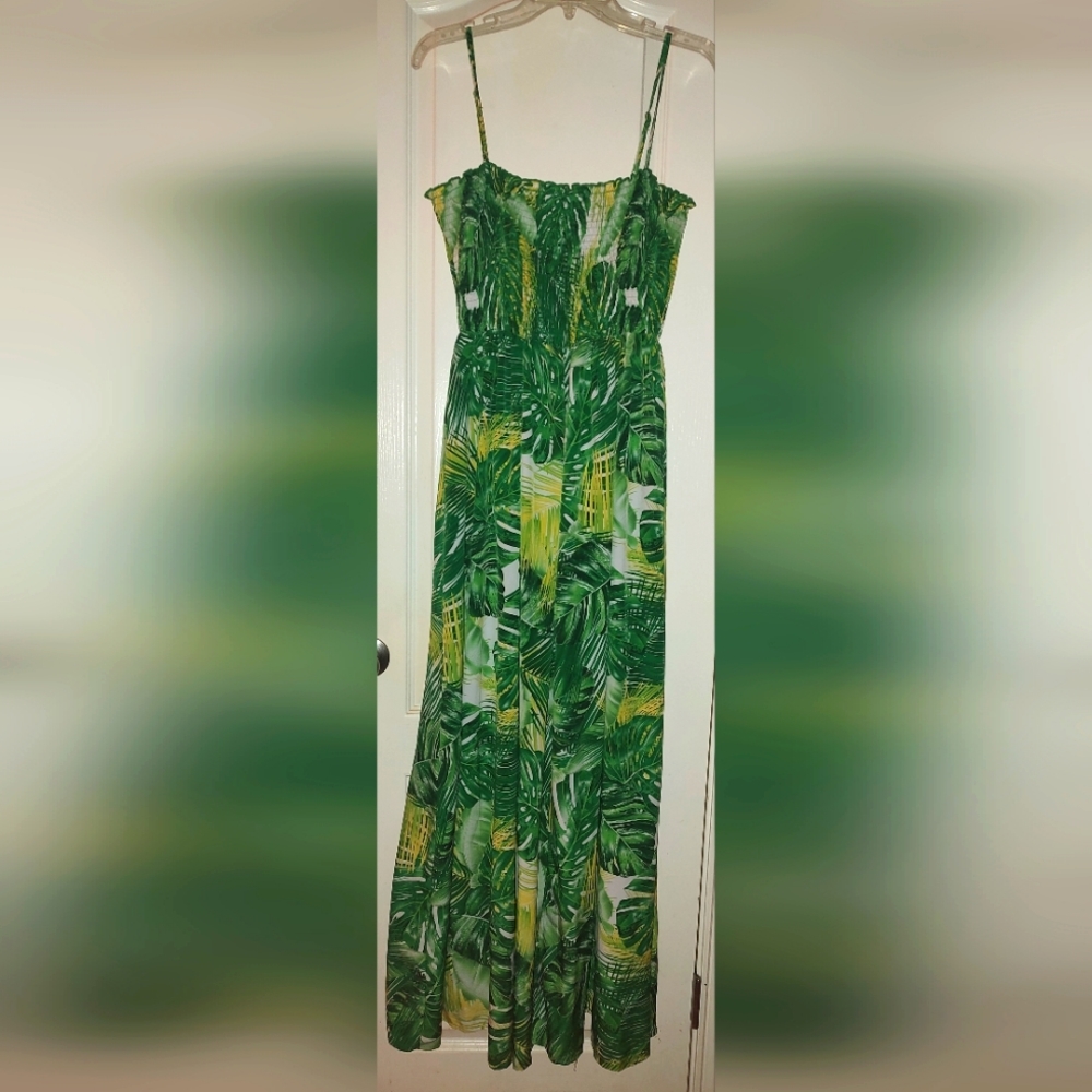 Women's sleeveless Maxi dress Large pre-owned